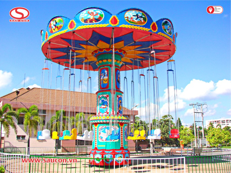 ชื่อเครื่องเล่น: Swing Carousel